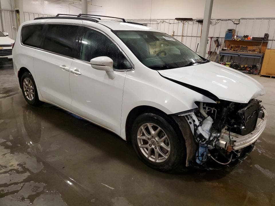 2022 CHRYSLER PACIFICA TOURING L 4