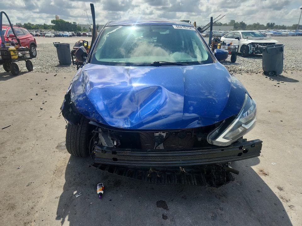 2019 NISSAN SENTRA SV 5