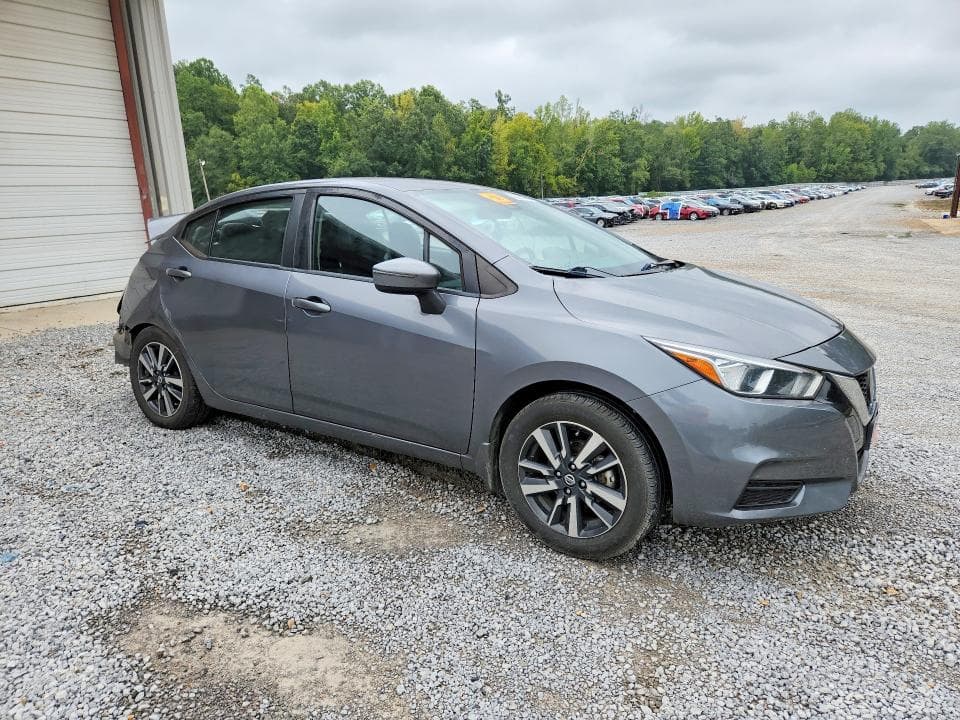 2021 NISSAN VERSA SV 4
