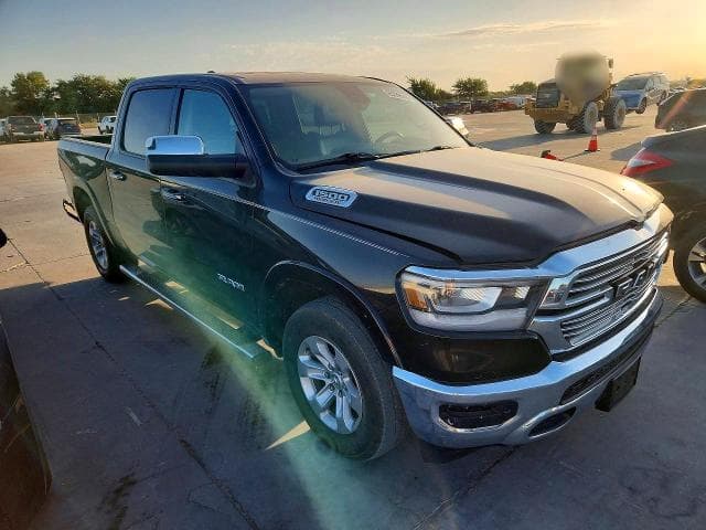2019 RAM 1500 LARAMIE 4