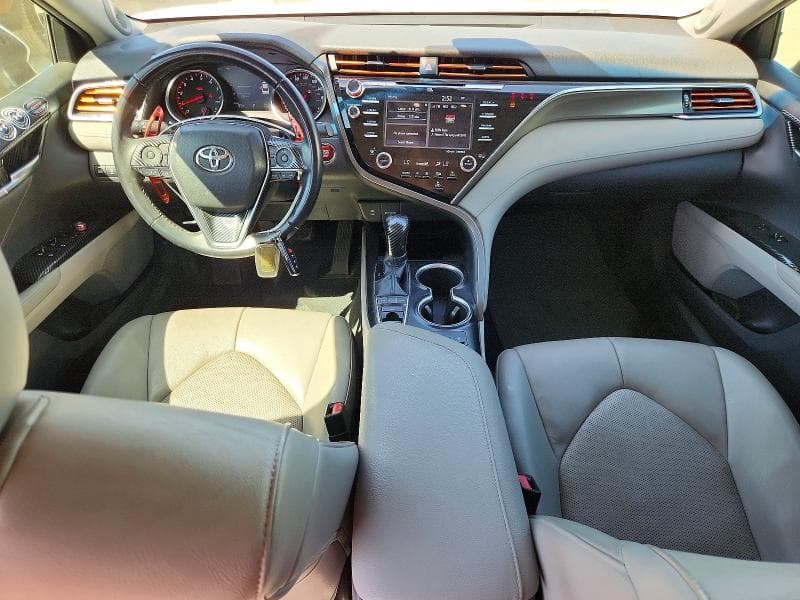 2018 TOYOTA CAMRY XSE 8