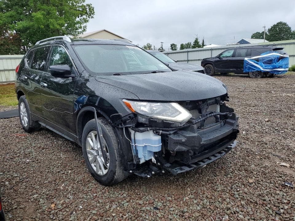 2017 NISSAN ROGUE SV 4