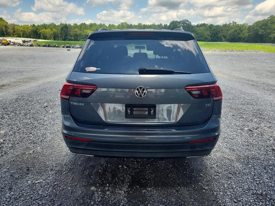 2018 VOLKSWAGEN TIGUAN S 6