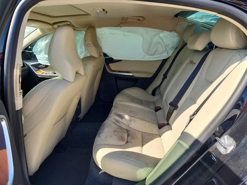 2017 VOLVO S60 PLATINUM 10