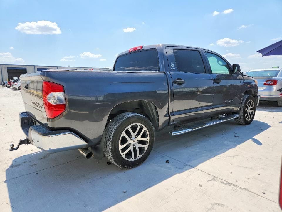 2017 TOYOTA TUNDRA CREWMAX SR5 3