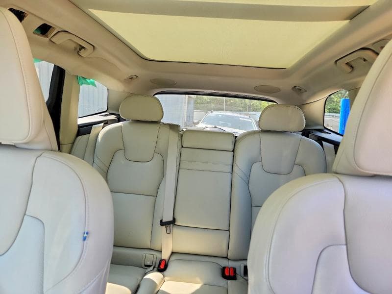 2019 VOLVO XC60 T5 10