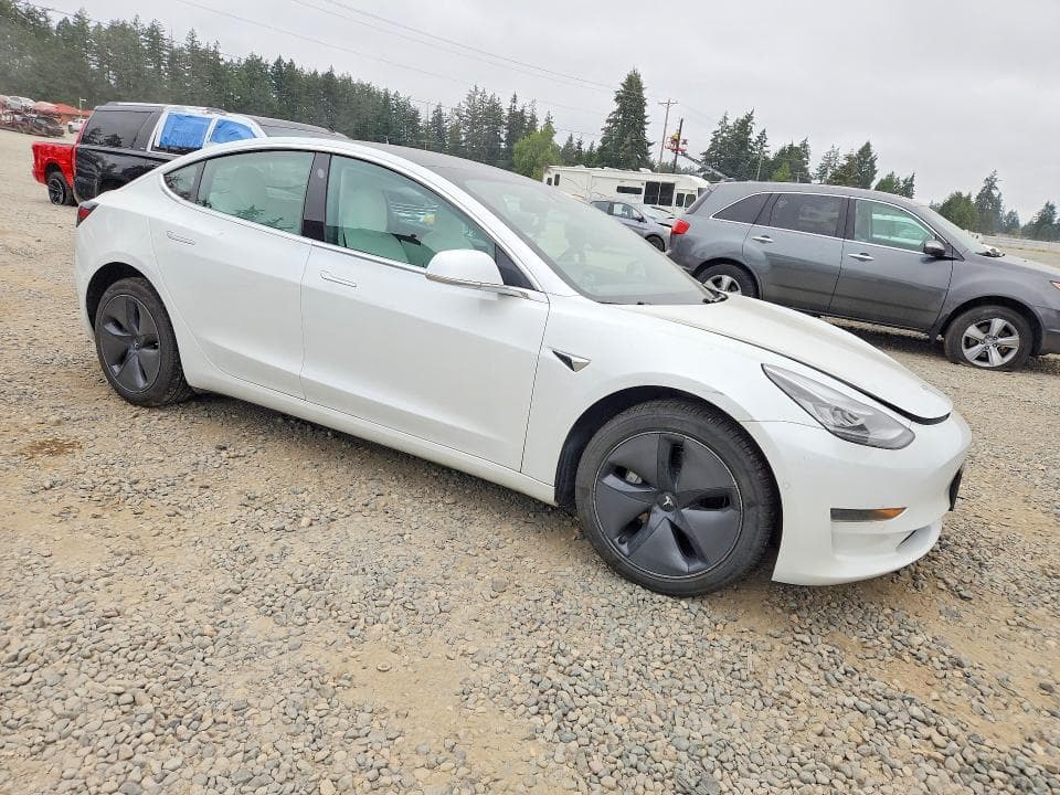 2020 TESLA MODEL 3 4