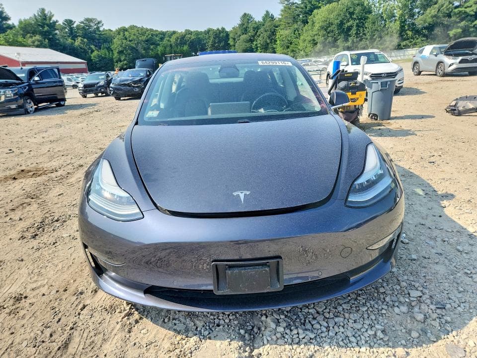 2018 TESLA MODEL 3 5