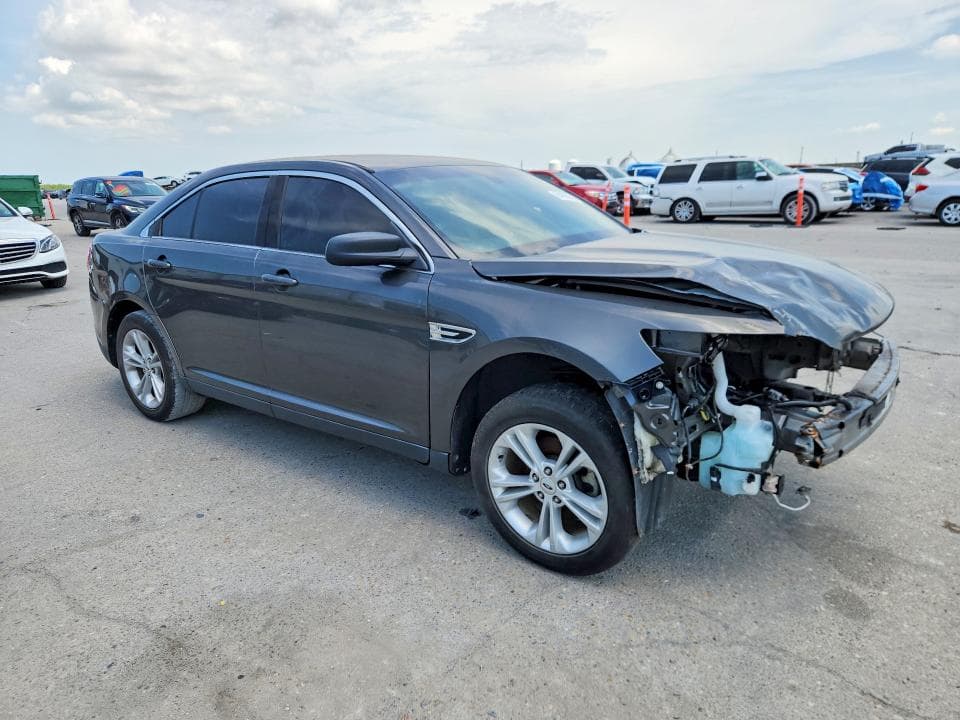 2017 FORD TAURUS SE 4