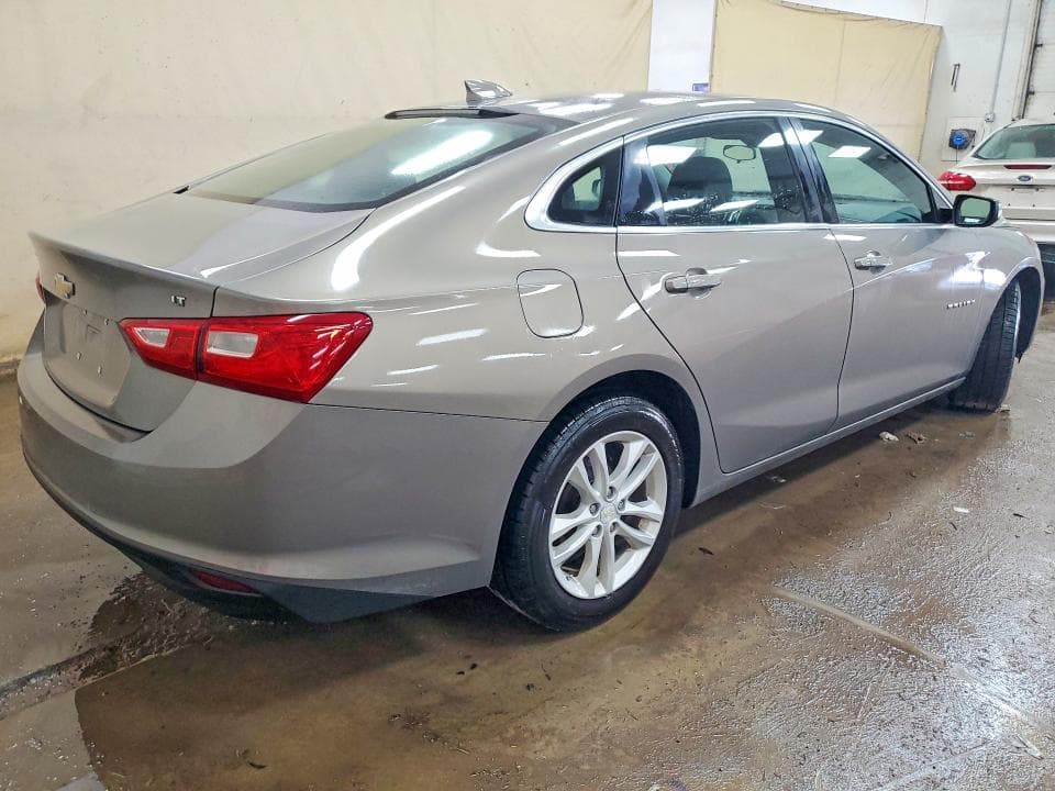 2017 CHEVROLET MALIBU LT 3