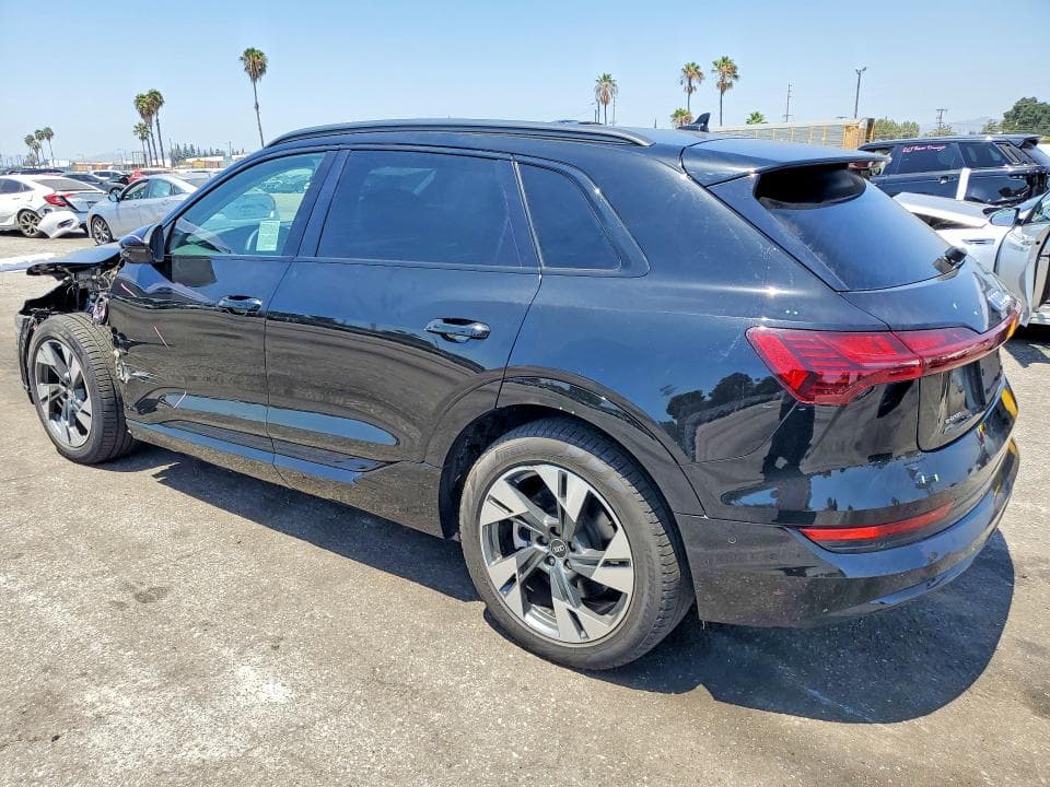 2021 AUDI E-TRON PREMIUM 2
