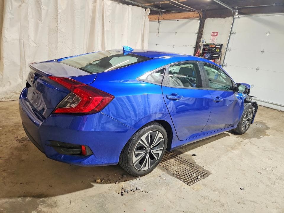 2017 HONDA CIVIC EX 3
