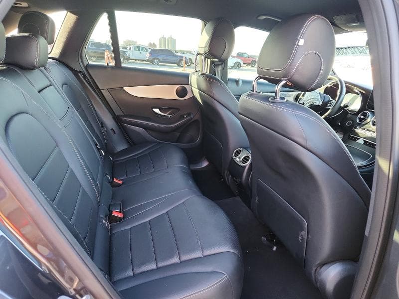 2022 MERCEDES-BENZ GLC 300 11