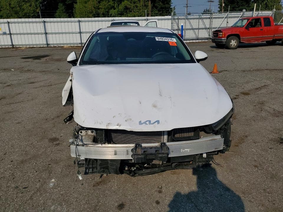 2022 KIA K5 LXS 5