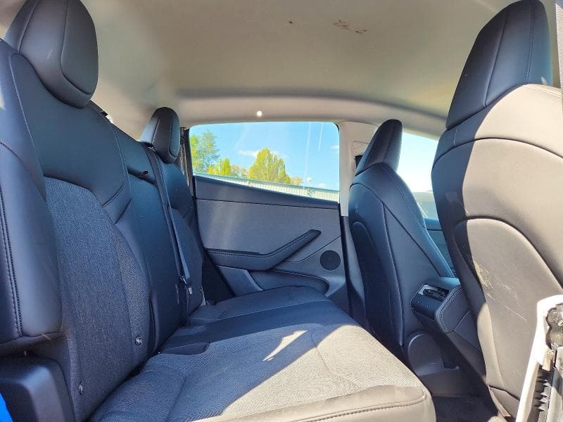 2026 TESLA MODEL Y 10