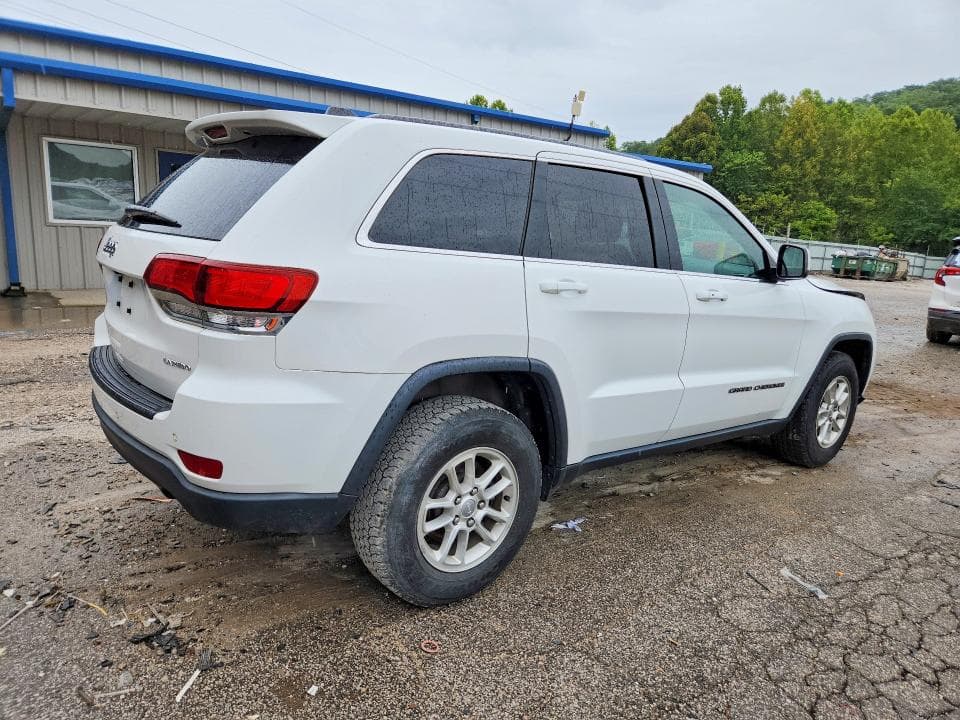 2020 JEEP GRAND CHEROKEE LAREDO 3
