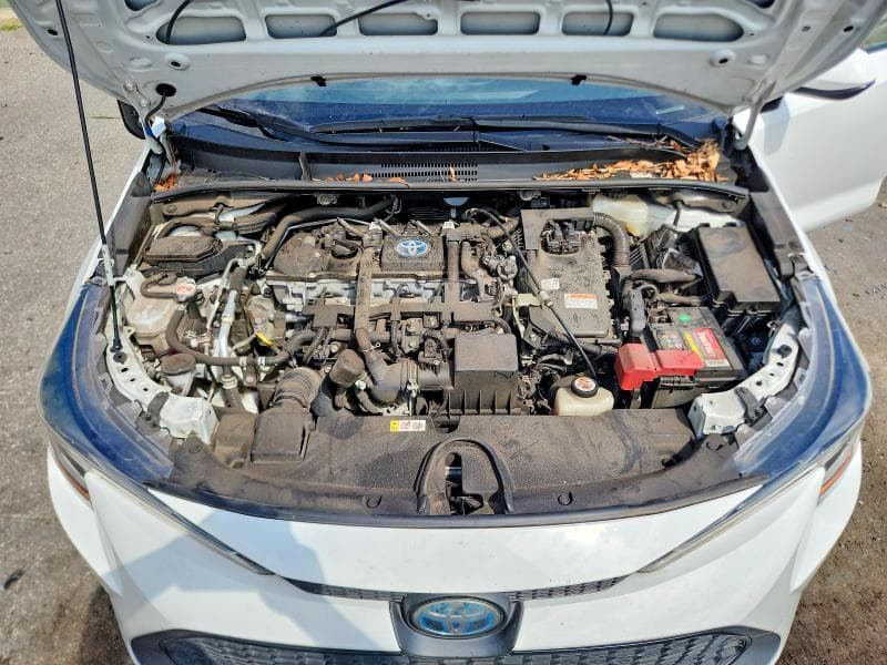 2021 TOYOTA COROLLA LE 11