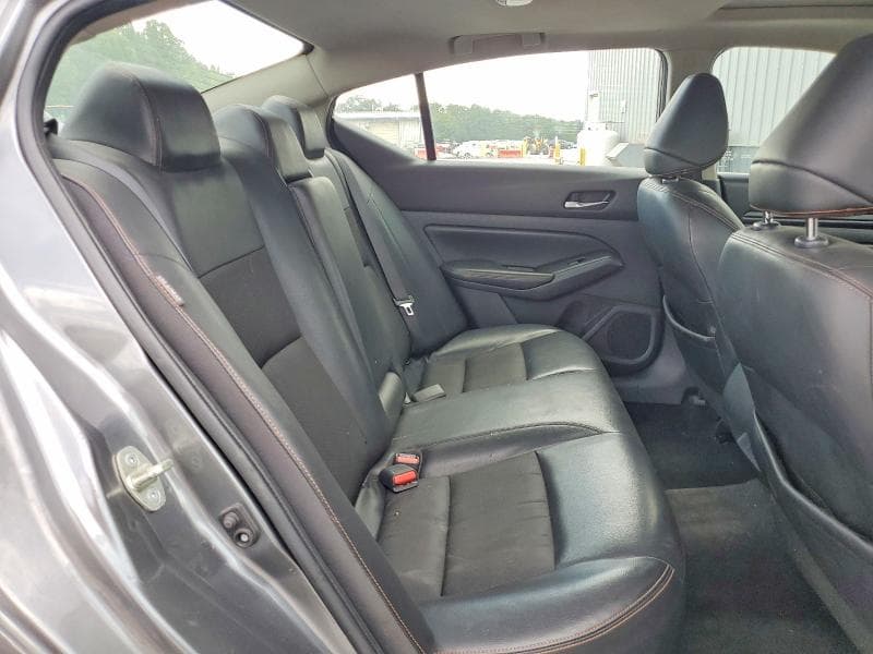 2019 NISSAN ALTIMA SR 10