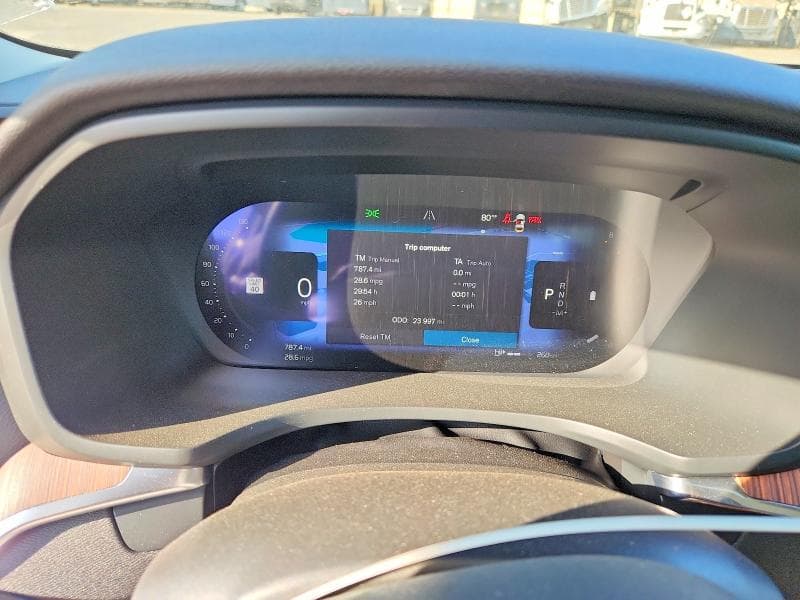 2024 VOLVO S60 PLUS 9