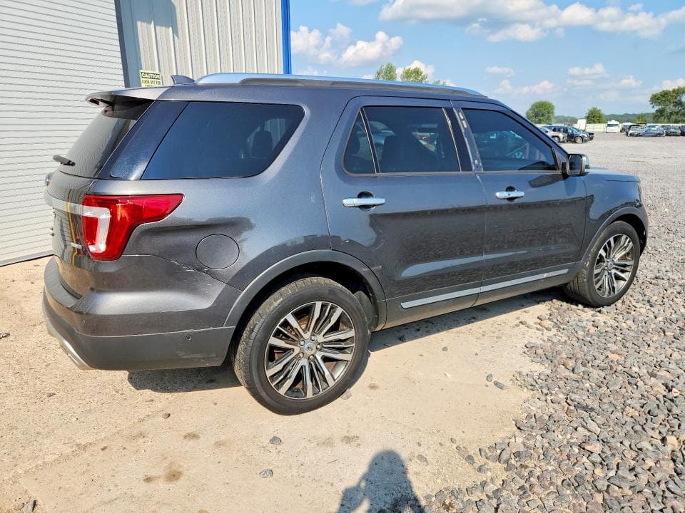 2017 FORD EXPLORER PLATINUM 3