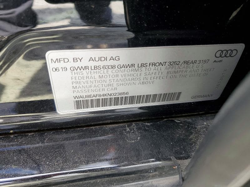 2019 AUDI A8 L 12