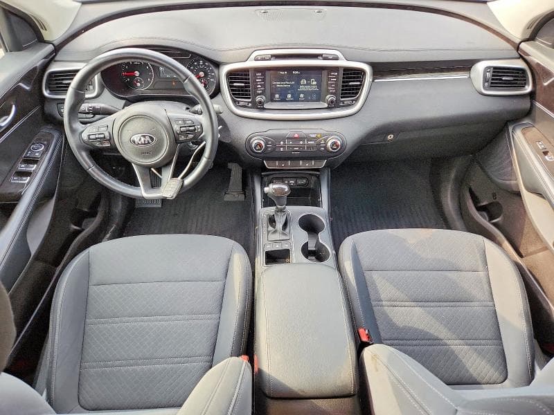 2018 KIA SORENTO LX 8