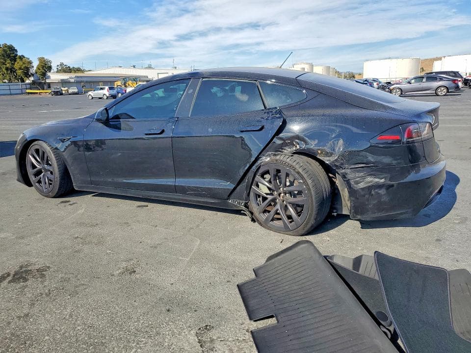 2024 TESLA MODEL S 2