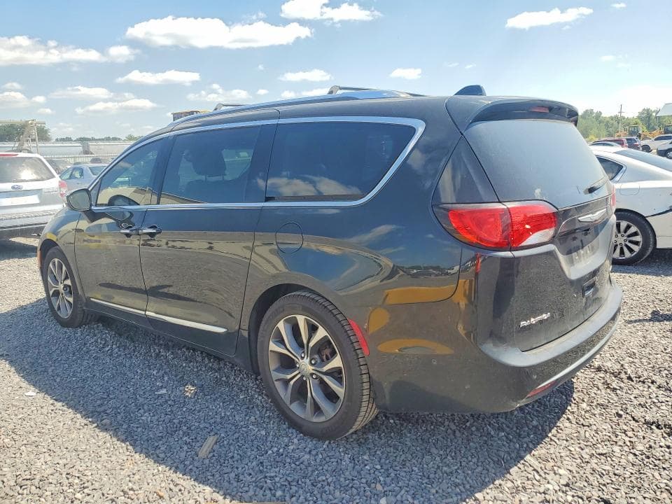 2017 CHRYSLER PACIFICA LIMITED 2