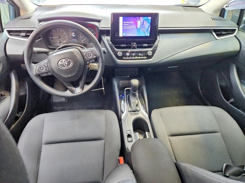 2025 TOYOTA COROLLA LE 8