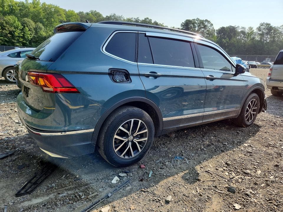 2021 VOLKSWAGEN TIGUAN SE 3