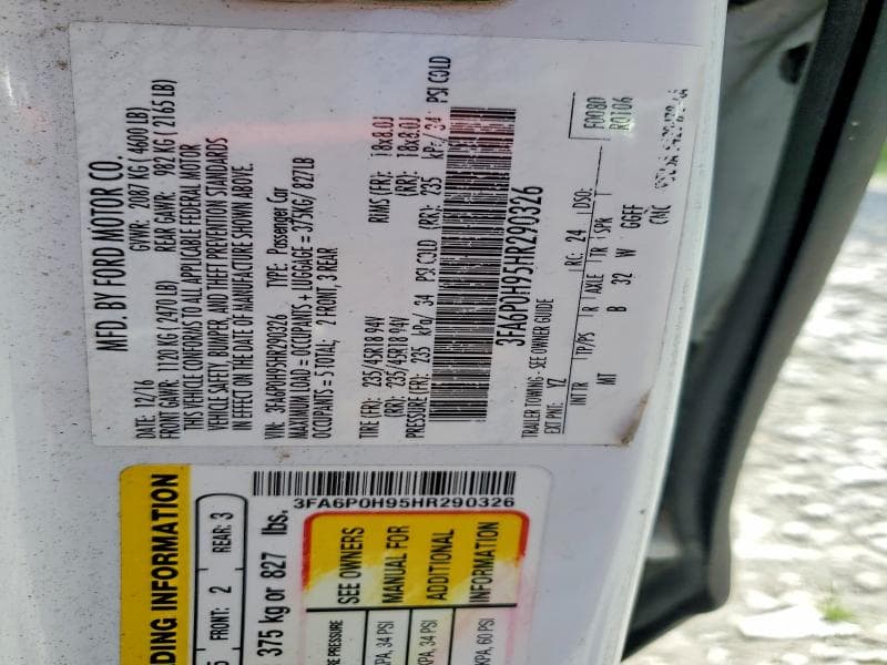 2017 FORD FUSION SE 12