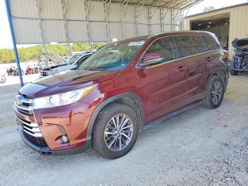 2018 TOYOTA HIGHLANDER XLE - 1