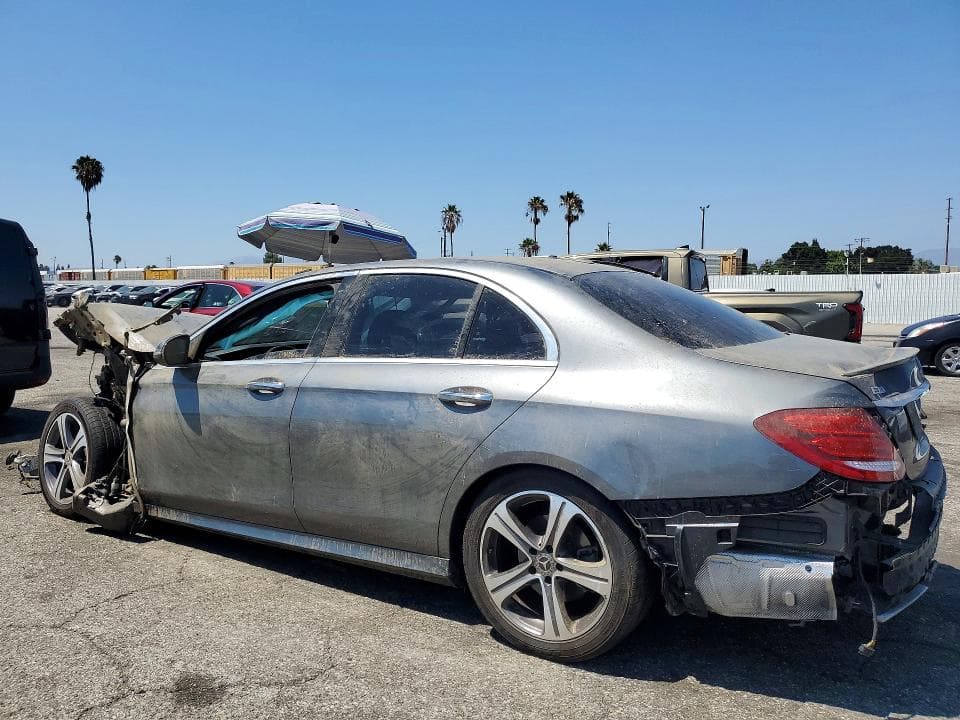 2018 MERCEDES-BENZ E 300 2