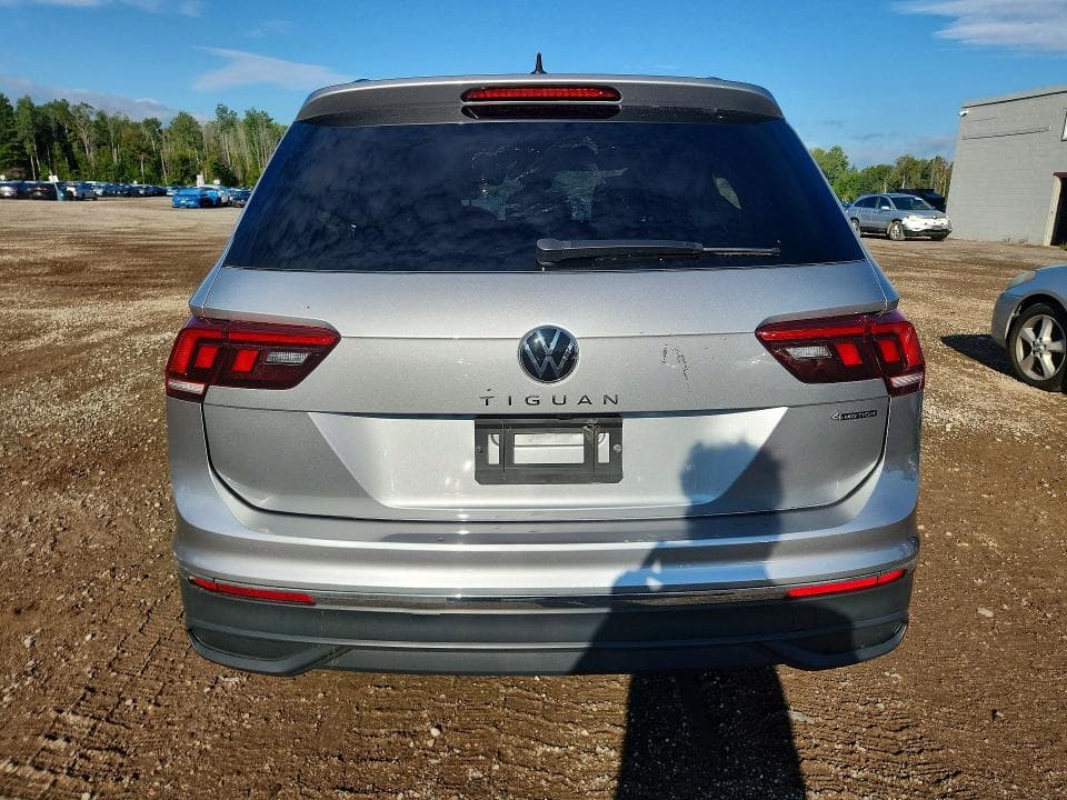 2023 VOLKSWAGEN TIGUAN SE 6