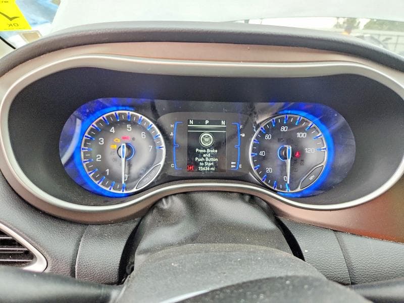 2021 CHRYSLER VOYAGER LXI 9