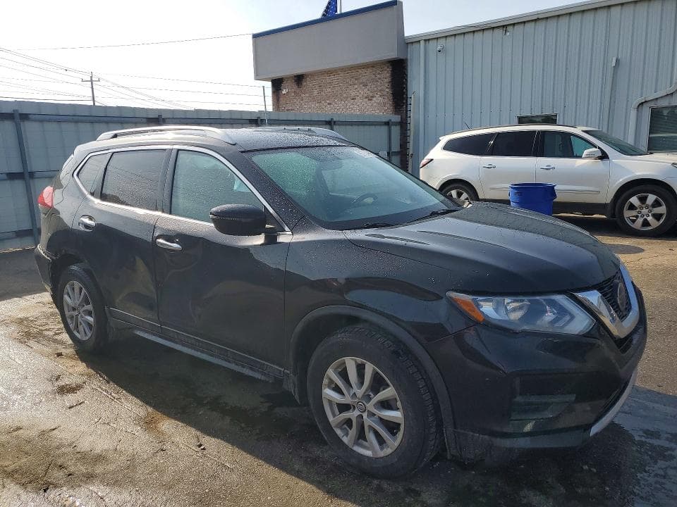2018 NISSAN ROGUE SV 4