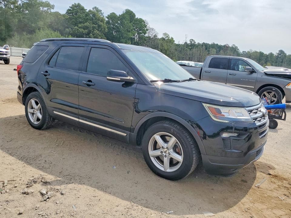 2018 FORD EXPLORER XLT 4