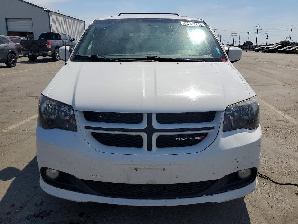 2018 DODGE GRAND CARAVAN GT 5