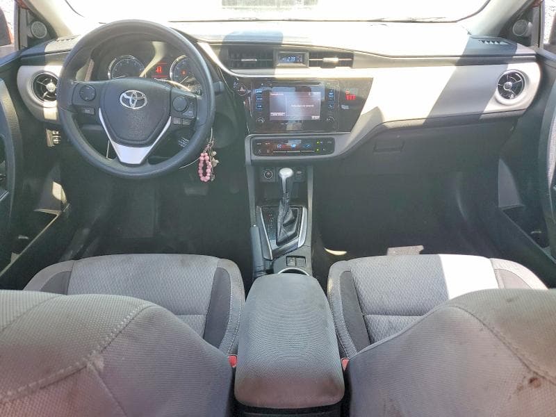 2018 TOYOTA COROLLA LE 8