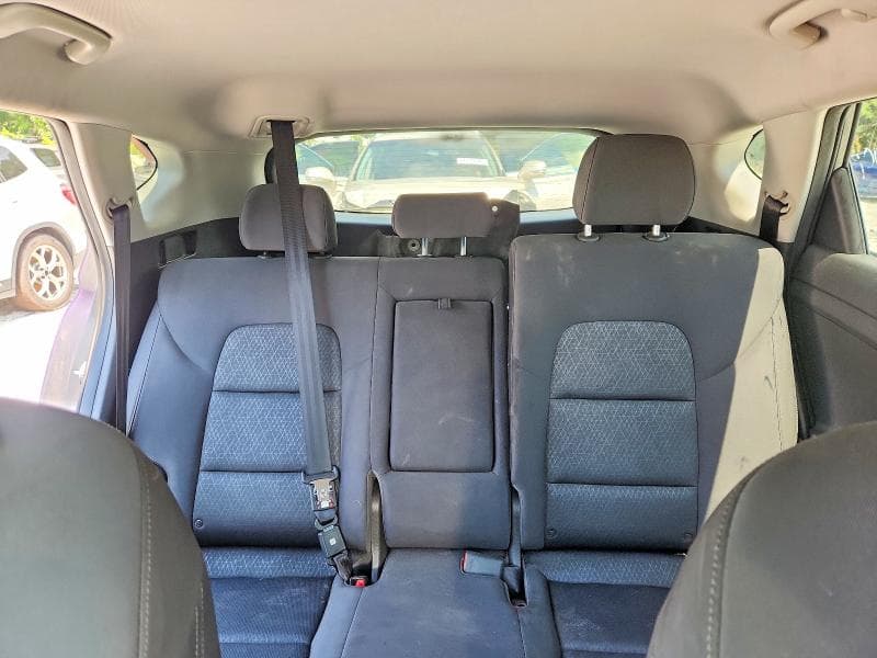 2017 HYUNDAI TUCSON SE 10