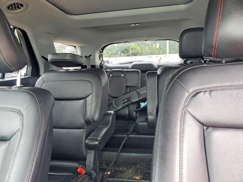 2020 FORD EXPLORER XLT 10