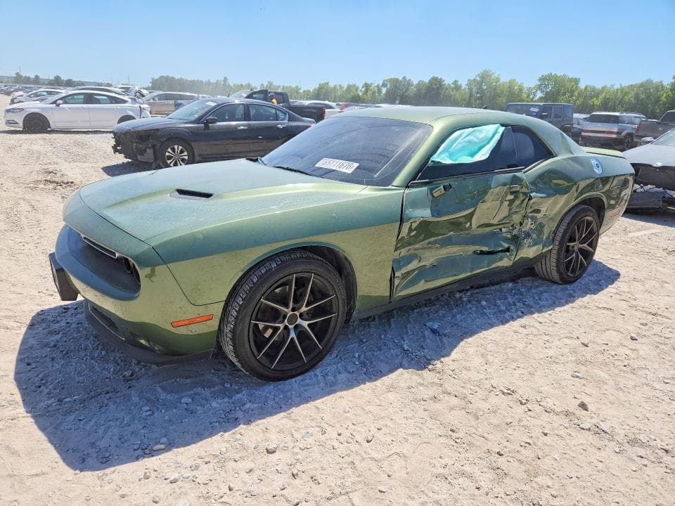 2022 DODGE CHALLENGER SXT - 1