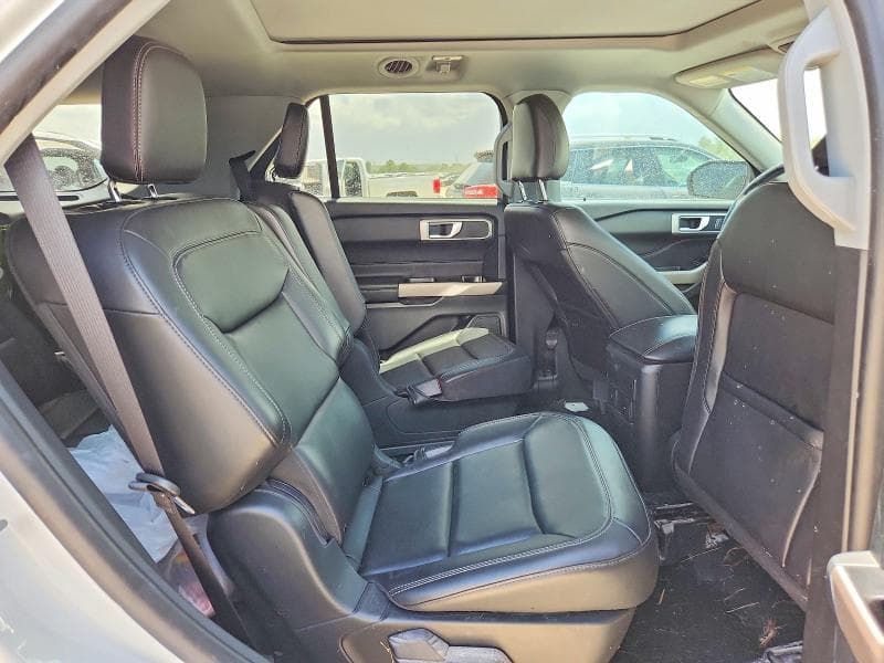 2023 FORD EXPLORER XLT 11