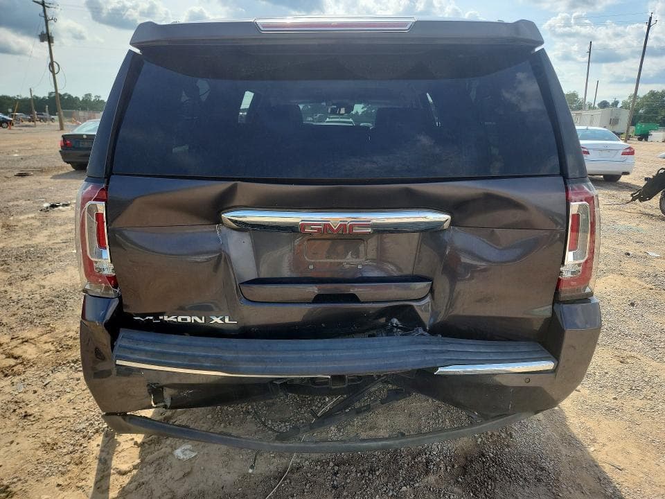 2018 GMC YUKON XL DENALI 6