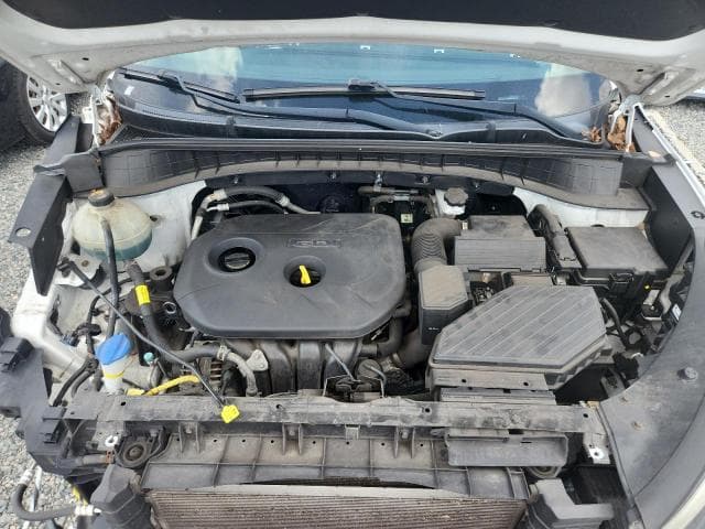 2017 HYUNDAI TUCSON SE 12