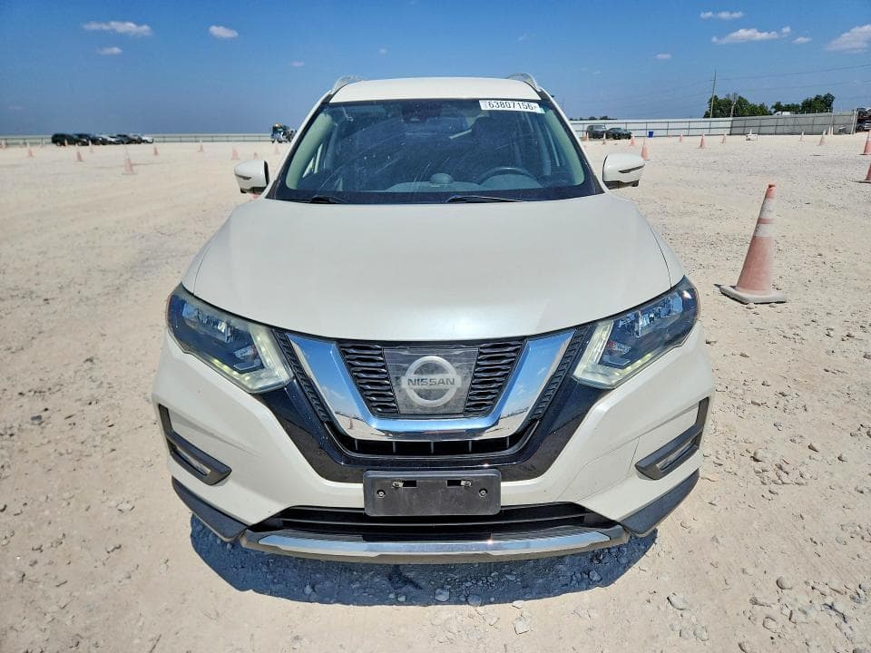 2017 NISSAN ROGUE SL 5