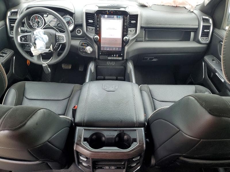 2025 RAM 1500 LARAMIE 8