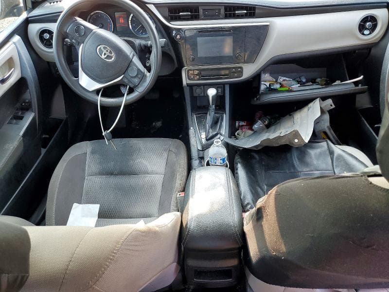2018 TOYOTA COROLLA LE 8