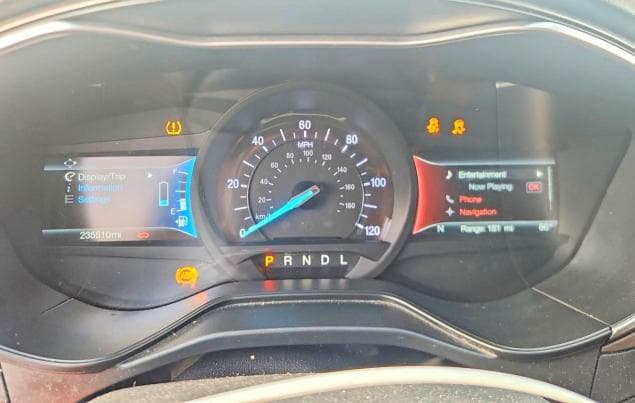 2019 FORD FUSION SE 9