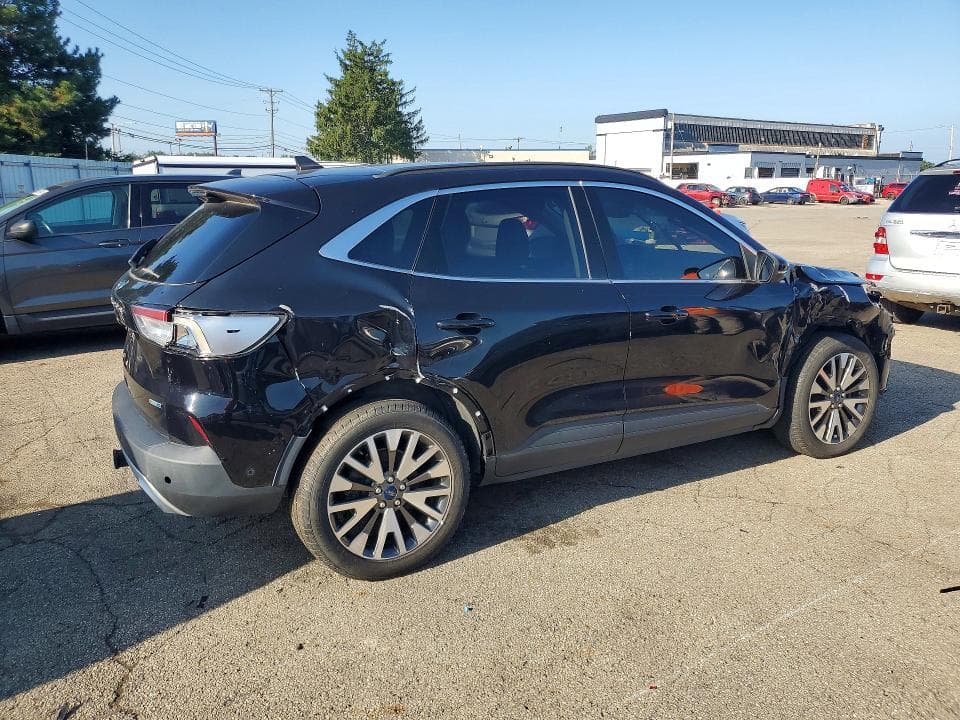 2020 FORD ESCAPE TITANIUM 3